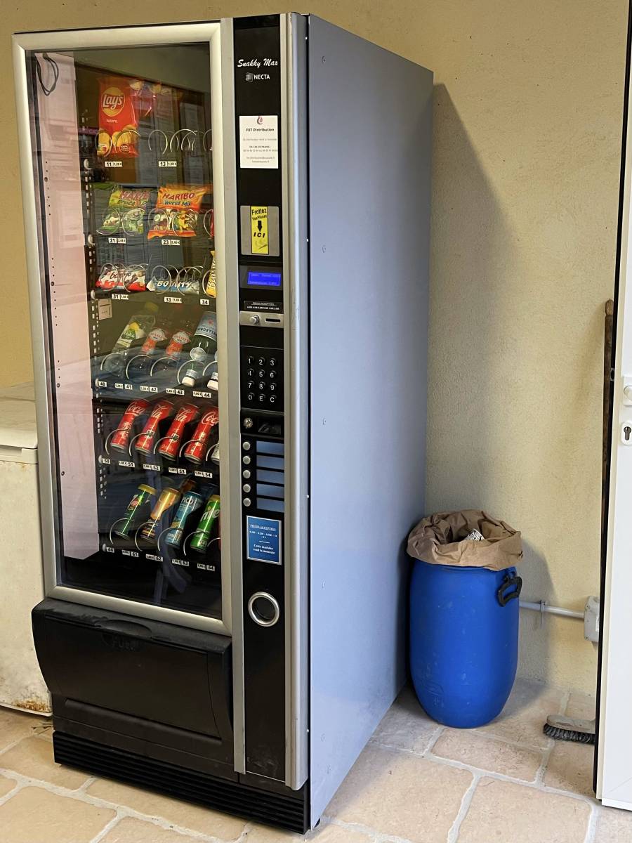 Tarifs de location de distributeurs automatiques pour espaces publics avec installation rapide et maintenance incluse pour une large gamme de boissons disponibles Aix en Provence, Gardanne, Simiane, Aix les Milles, Cabries 